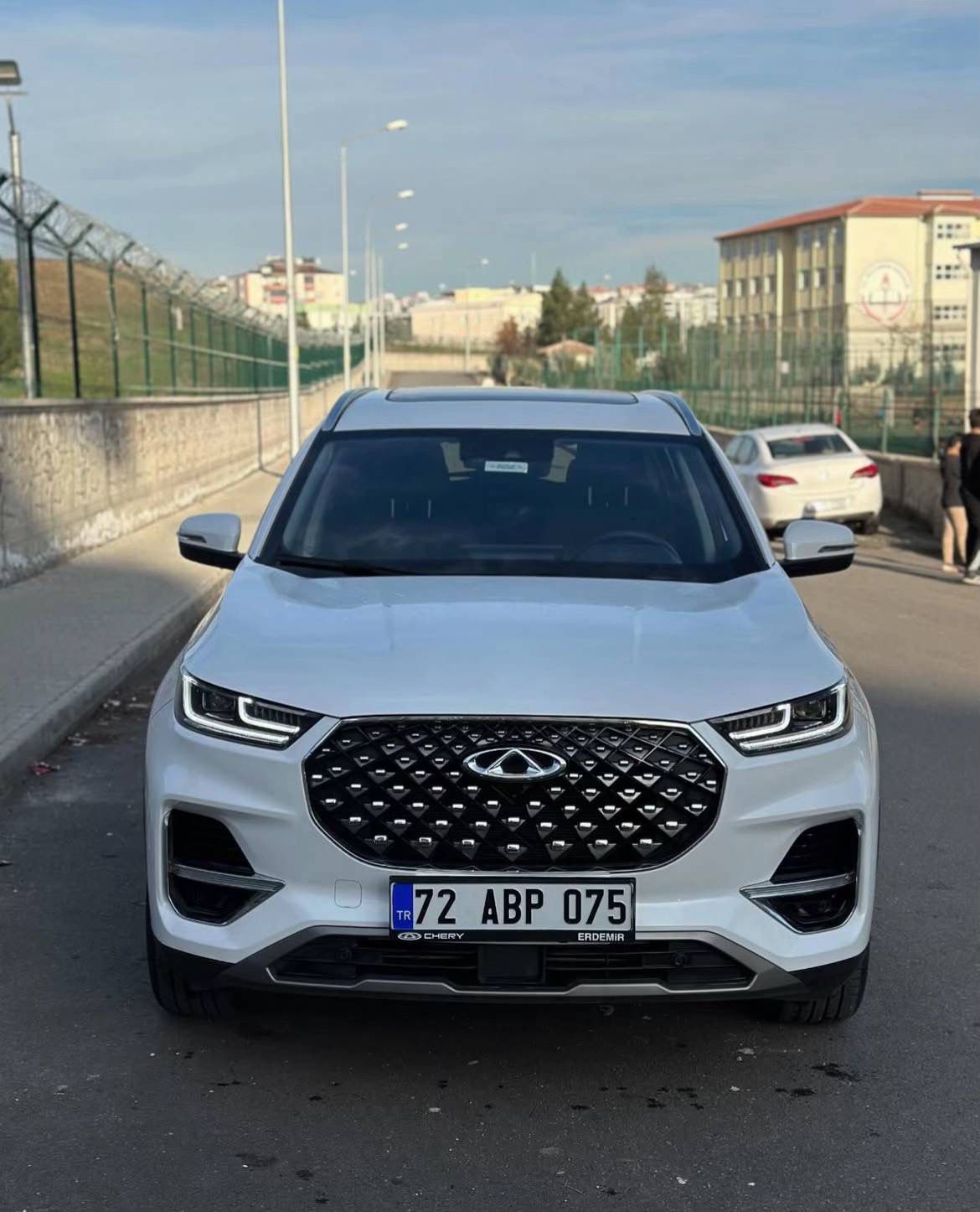Chery SUV 1